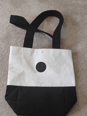 Lululemon Bag Two-Tone Women's Tote Bag